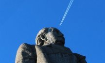 Снимка с паметник на Георги Димитров събра стотици лайкове