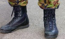 Полицейските обувки не отговарят на изискванията и на нуждите на полицаите
