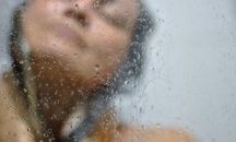Три причини да се къпете предимно вечер
