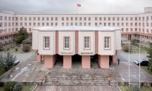 Държавни служители от девет министерства в Турция са отстранени от работа