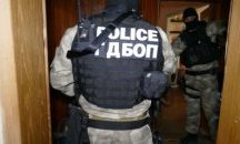 Обвиниха петима души в трафик на мигранти край Трън