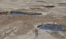 Жителите на Кубрат блокират пътища в протест срещу лошото им състояние