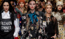 Ангели и дронове на дефилето на Долче и Габана в Милано (ВИДЕО)