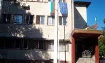 Подпалиха трактор на общински съветник преди важно гласуване
