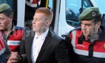 Британецът и българката, задържани за тероризъм в Турция, с мярка "подписка" (СНИМКИ)
