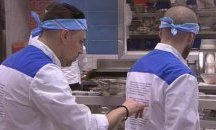 Шеф Ангелов поставя на изпитание комуникацията между участниците в Hell’s Kitchen