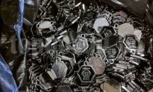 Задържаха над 4 000 фалшиви маркови емблеми на “Капитан Андреево” (СНИМКИ)