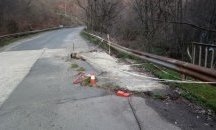 Пропадна част от моста за бургаското село Стоилово