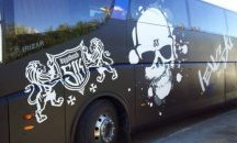 Хулигани изпотрошиха автобус на фен клуб на "Левски"