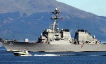 Американски боен кораб предизвиква ярост в Пекин