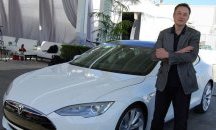 Американските регулатори разследват Илън Mъcĸ и Теѕlа
