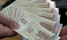 Средният българин получава чисто 811 лева на месец