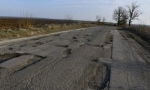 Общински съветници заседаваха на пътя между Ветово и Глоджево