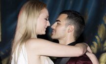Джо Джонас и Софи Търнър осиновиха Уолдо