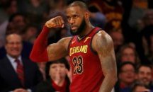 Как звездата в NBA ЛеБрон Джеймс печели от футбол?