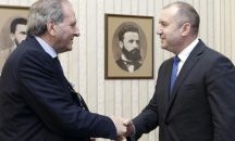 Джузепе Консоло, адвокат на Сергей Антонов, разговаря с държавния глава