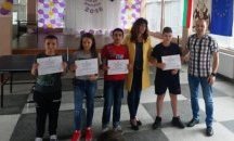Отличиха четирима петокласници от Пещера, върнали загубен портфейл