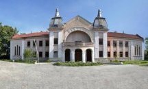 Държавата ще ремонтира емблематичната баня в с. Ягода