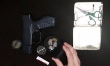 Задържаха трима души при сделка с дрога в Ботевград