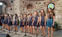 2000 деца от осем държави показаха красотата на изкуството в Несебър (СНИМКИ)