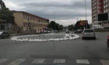 Подменят чувалите с пясък, сложени на кръгово в Стара Загора заради ремонт