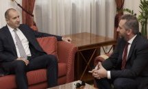 Румен Радев разговаря с един от най-перспективните учени в света - проф. д-р Теньо Попминчев
