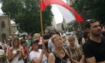 Протест в София срещу евтаназията на здрави животни в Странджа (ВИДЕО)