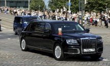Путин с нова лимузина за срещата с Тръмп