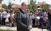 Президентът откри паметник на Васил Левски в Руен