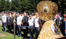 Румен Радев откри православен храм в авиобаза "Граф Игнатиево" (СНИМКИ)