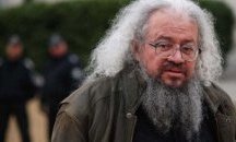 Босия: Заобиколен съм от тълпа, която няма собствено мнение