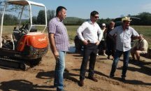 Започнаха изравянето на незаконно загробени животни в Старозагорско