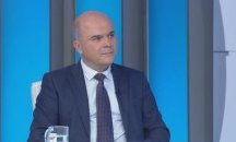 Бисер Петков пое ръководството на заседанието на тристранката