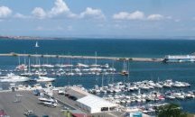 80-тонен кран рухна върху яхти в пристанището в Созопол