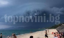 Буря отново наводни квартали от Атина, издирват жертви на пожарите (СНИМКИ)