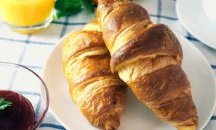 Учени изясниха защо сме привлечени от бързите закуски