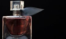 Измамници точат сметките ни чрез сайтове с фалшива козметика