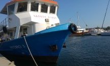 Туристическо корабче се преобърна в Черно море, има загинали