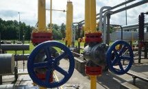 Полша подписа 24-годишен договор за втечнен газ от САЩ