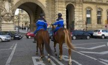 Един убит и двама ранени при атака с нож в Париж