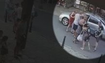 Отложиха делото на бияча, нападнал незрящи туристи в Несебър