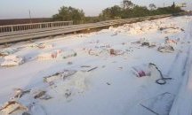 Затварят временно участък от АМ "Хемус" за почистване на разпиляно брашно