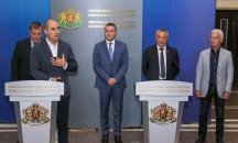 Коалицията остава, решиха партньорите в управлението след четиричасова среща