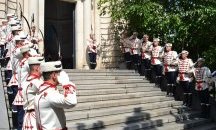 Отбелязаха 133 години от Съединението пред мавзолея-костница на Батенберг