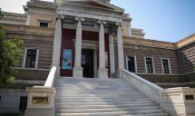 Осъдиха нашенките, залели с олио ценни антики в гръцки музеи
