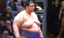 Аоияма допусна пета загуба на турнира в Токио