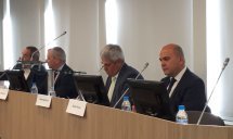 Бисер Петков: Отпадането на тавана на пенсиите е възможно