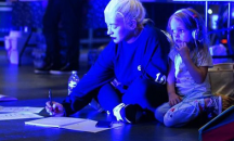 Кристина Агилера обожава ролята си на майка, но иска пак да е на сцената