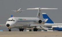 Арестуваха пътник, гонил самолета си по пистата