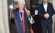 Връчиха ключа на Бургас на Райна Кабаиванска